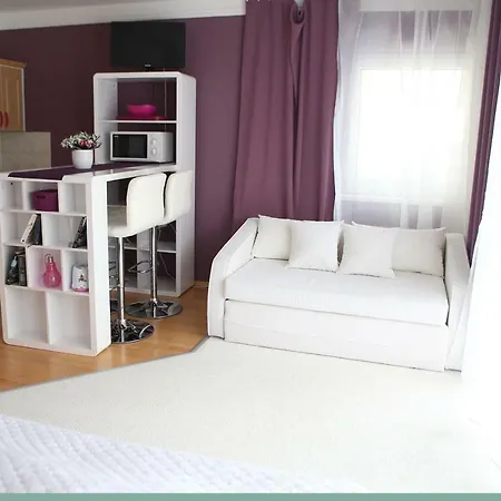 Lila Apartment *